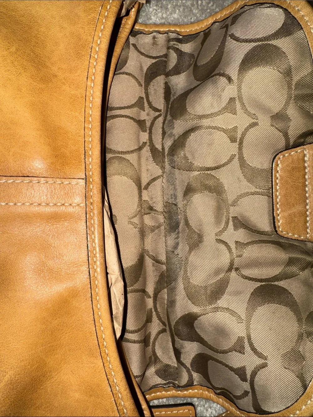 Coach Vintage British Tan Soho Small Buckle Flap Shoulder Bag w/Matching Wallet - Picture 9 of 16